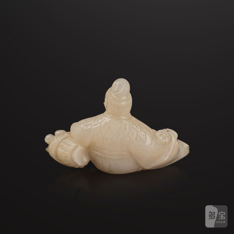清 十八/十九世紀 白玉髓雕人物坐像 | PETITE STATUETTE D'UN LETTRÉ ASSIS EN AGATE CORNALINE BLANCHE SCULPTÉE - 图5